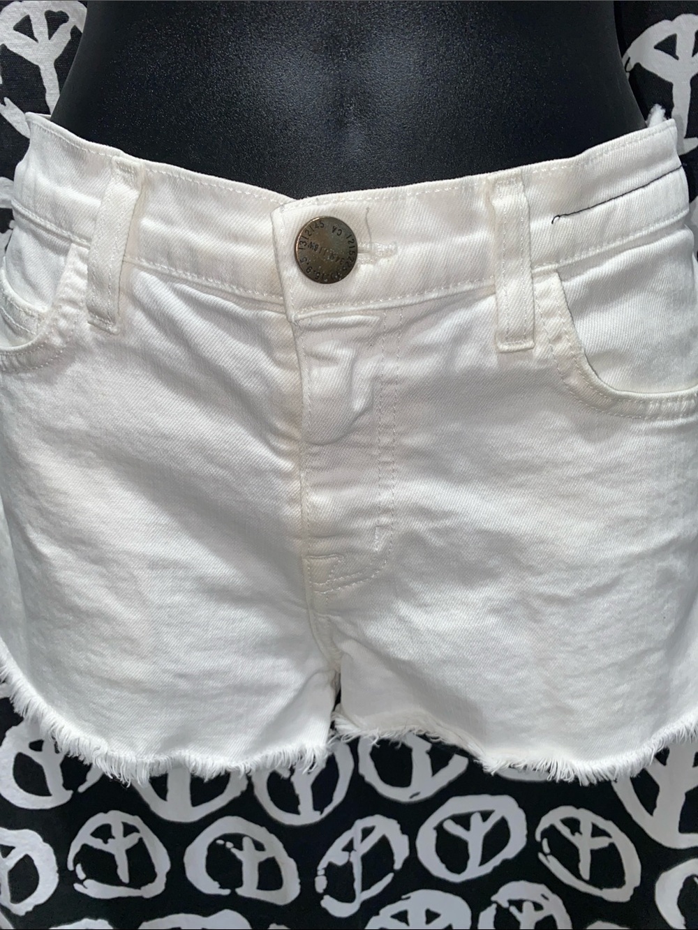 CURRENT/ELLIOTT White Denim Frayed Hem Shorts SZ 25/33.5 W